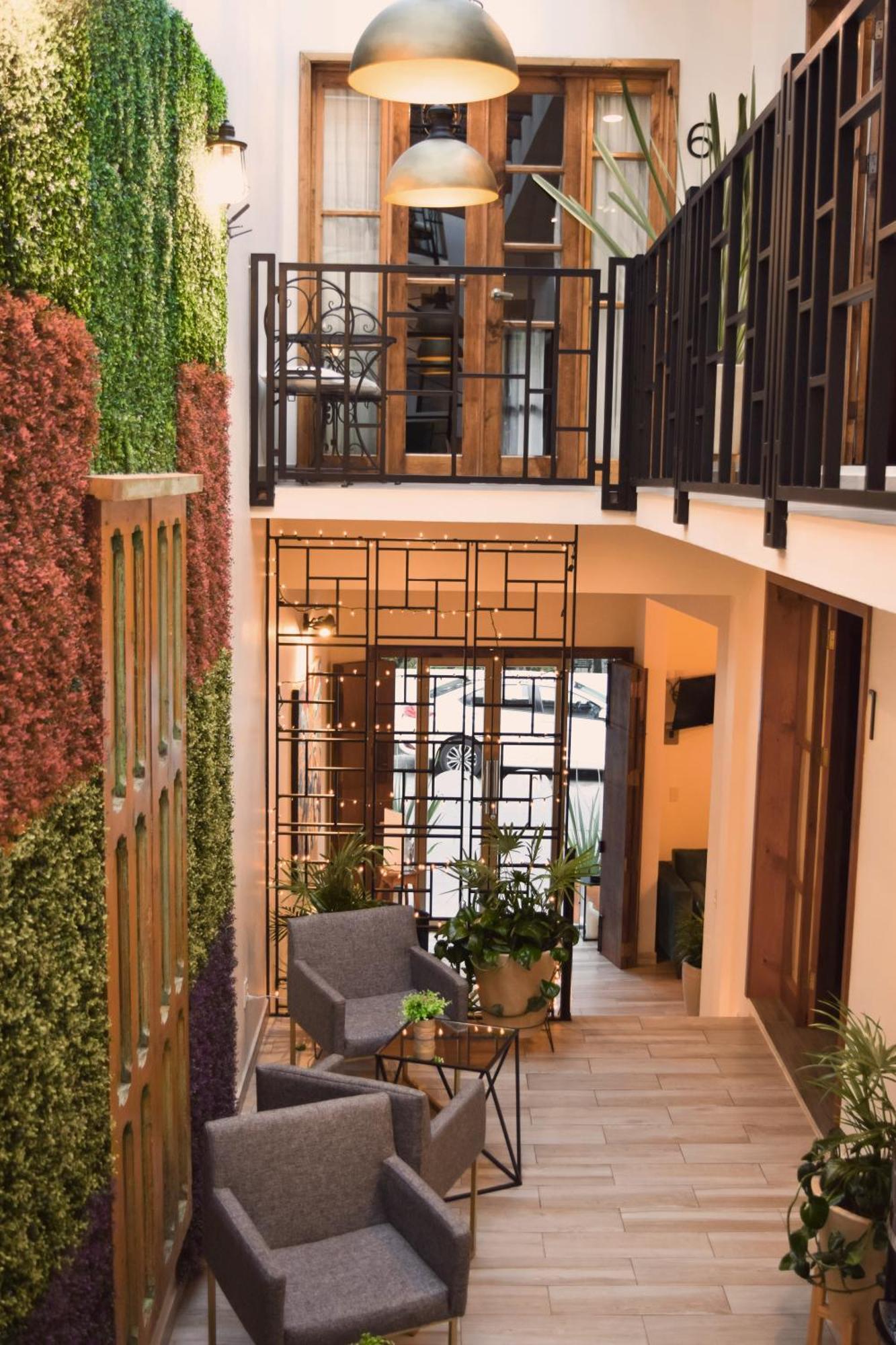 Na Hotel ซานกริสโตบัล เด ลาสกาซาส ภายนอก รูปภาพ